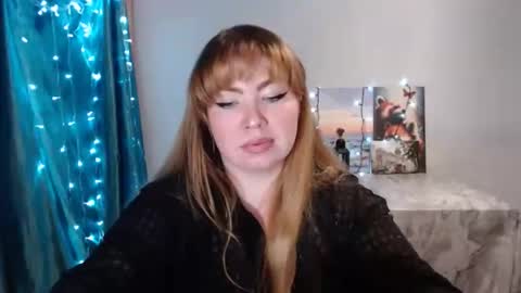 nightlaura online show from 01/14/25, 10:34