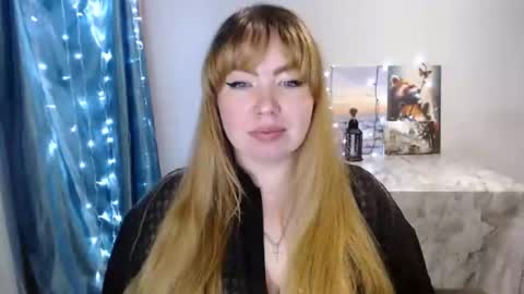 nightlaura online show from 01/15/25, 01:45