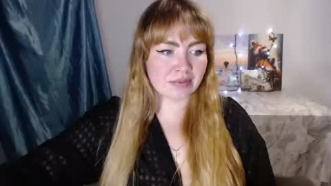 nightlaura online show from 01/17/25, 01:57