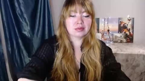 nightlaura online show from 01/25/25, 04:23