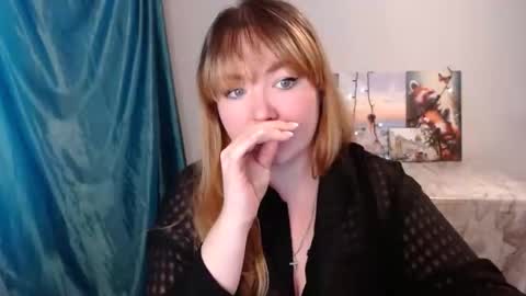 nightlaura online show from 01/28/25, 06:05