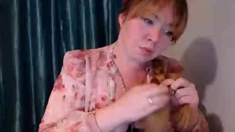 nightlaura online show from 02/07/25, 06:13