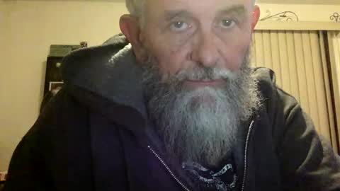 nightmoves1970 online show from 11/03/25, 04:25