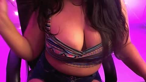 Snapshot of nightqueen107446 chatting on 03/04/25, 11:29 nightqueen107446 online show from 03/04/25, 11:29