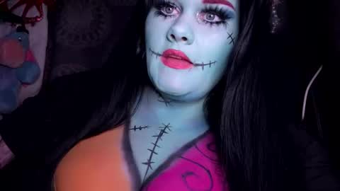 nightshade8807 online show from 10/25/25, 04:31