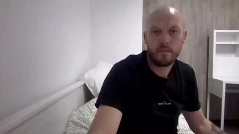 nighttime online show from 09/27/25, 01:16