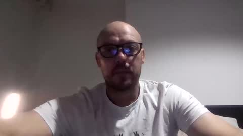 nighttime online show from 11/09/25, 03:21