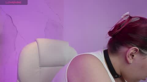 Anni online show from 11/25/25, 09:59