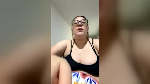Snapshot of niickyjones chatting on 05/21/26, 04:25 Anni online show from 05/21/26, 04:25