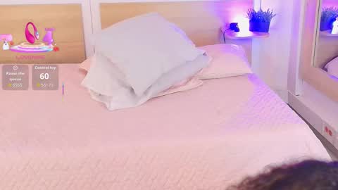 Snapshot of niickypurple chatting on 11/04/25, 07:02 Call me Nicky online show from 11/04/25, 07:02