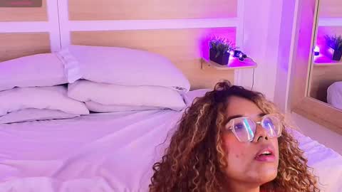 Snapshot of niickypurple chatting on 12/02/25, 07:09 Call me Nicky online show from 12/02/25, 07:09