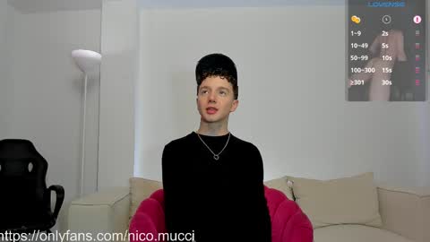 Nicolas Mucci online show from 03/08/25, 08:33