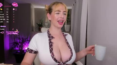 Snapshot of niicoleta2 chatting on 04/10/26, 04:06 Niicoleta online show from 04/10/26, 04:06