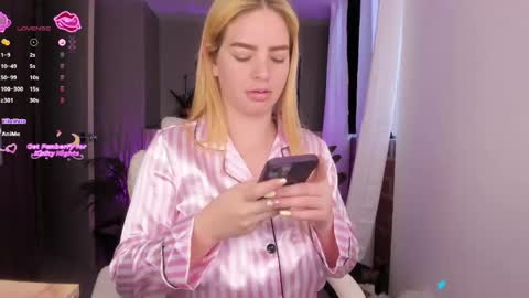 Snapshot of niicoleta2 chatting on 04/22/26, 11:12 Niicoleta online show from 04/22/26, 11:12