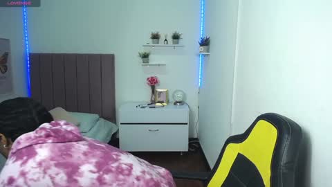          online show from 12/03/24, 03:22