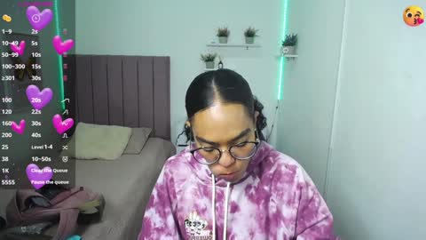          online show from 12/11/24, 02:22