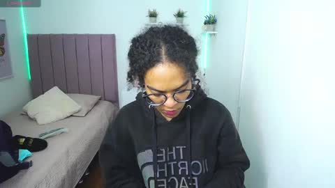          online show from 03/10/25, 12:37