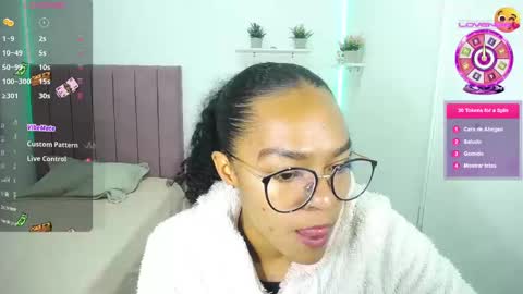          online show from 09/20/25, 02:51