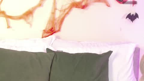 Snapshot of niinaink chatting on 11/01/25, 02:08 NINAINK online show from 11/01/25, 02:08