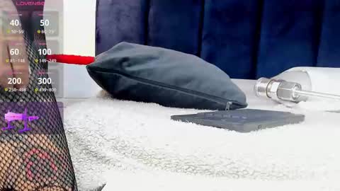 Snapshot of niinaink chatting on 11/28/25, 12:08 NINAINK online show from 11/28/25, 12:08