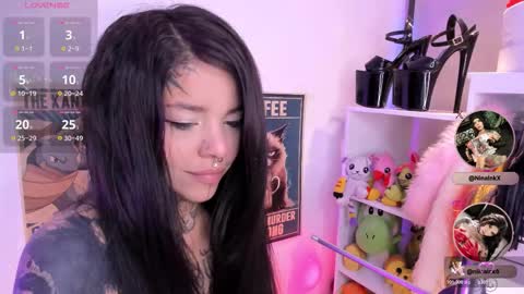 Snapshot of niinaink chatting on 12/02/25, 12:43 NINAINK online show from 12/02/25, 12:43