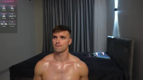 Nik online show from 11/26/25, 06:09