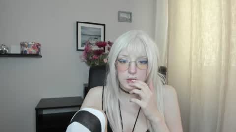 Nika online show from 06/16/26, 01:14