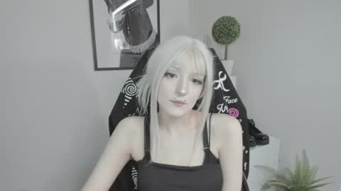 Nika online show from 07/30/26, 12:37