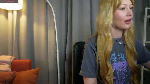 LIana online show from 05/18/26, 09:09