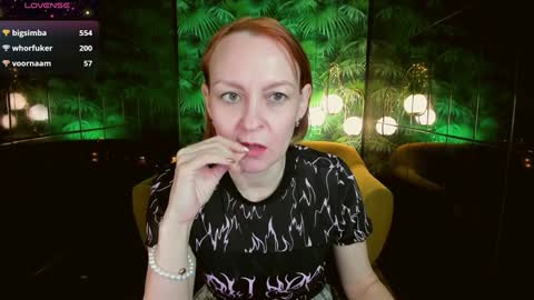 Nika online show from 01/06/25, 12:46