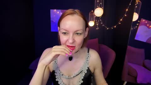Nika online show from 02/09/25, 08:33