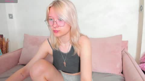 Nika Sm online show from 07/15/26, 09:03