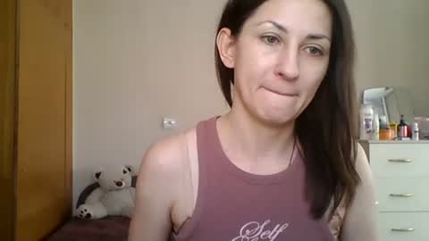 nika_smily online show from 05/25/26, 04:40