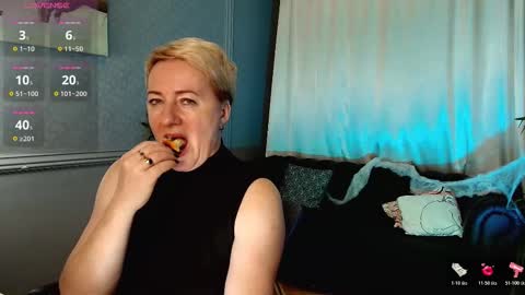 Nika online show from 11/02/25, 05:54