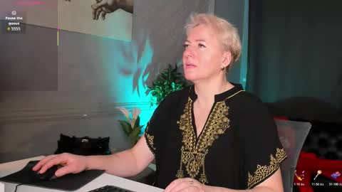 Nika online show from 02/08/26, 05:33