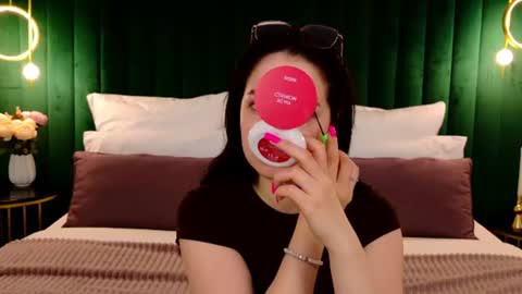 Nika online show from 06/30/26, 02:23