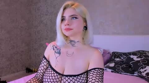 nikarocks online show from 09/10/25, 10:10