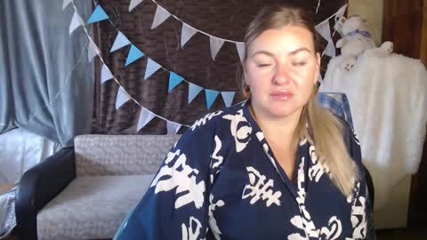 Nika online show from 09/27/25, 03:55