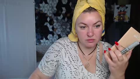 Nika online show from 05/01/26, 05:23