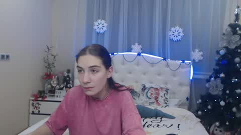 nikastarkk online show from 12/10/24, 07:32