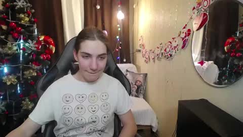 nikastarkk online show from 12/17/24, 12:12