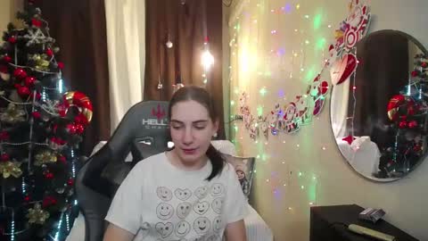 nikastarkk online show from 12/17/24, 03:28