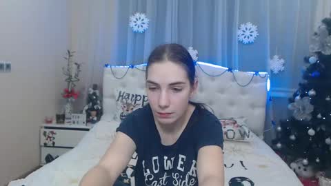 nikastarkk online show from 12/19/24, 07:29