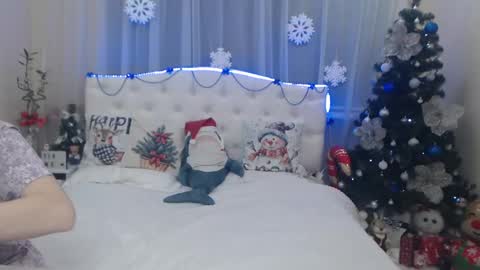 nikastarkk online show from 12/22/24, 07:10