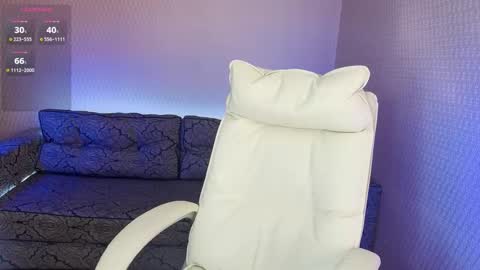 Snapshot of nikastill_ chatting on 09/18/25, 07:10 NikaStill online show from 09/18/25, 07:10