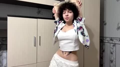 Snapshot of nikatyan chatting on 05/21/26, 05:20 Hello there im Nika Im new here Lets have fun online show from 05/21/26, 05:20