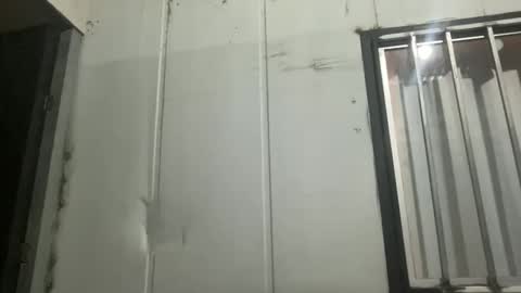 Snapshot of nikaulas chatting on 04/18/26, 04:49 Nasty Couple online show from 04/18/26, 04:49