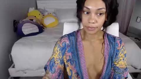 Snapshot of nikayasworld chatting on 11/03/25, 06:20 nikayasworld online show from 11/03/25, 06:20