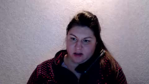 Snapshot of nikayshadow chatting on 10/29/25, 04:53 NikayShadow online show from 10/29/25, 04:53