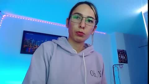  Natalia online show from 09/19/25, 08:53